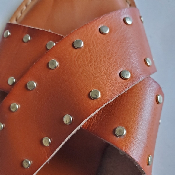 Rock & Candy by ZiGi Women's Cute Studded Sandals Flats Size, Brown, 8.5 - Picture 3 of 6